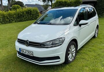 VW Touran 163.000 km 12.700 &euro; Monschau 52156