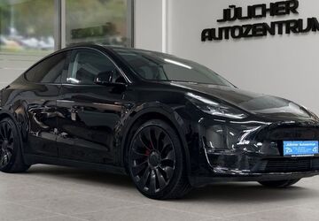 Tesla Model Y 64.553 km 36.990 &euro; Jülich 52428