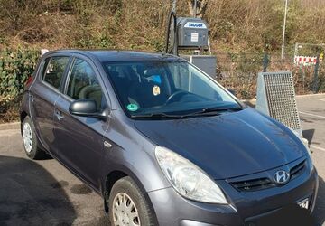 Hyundai i20 149.200 km 2.950 &euro; Düren 52351