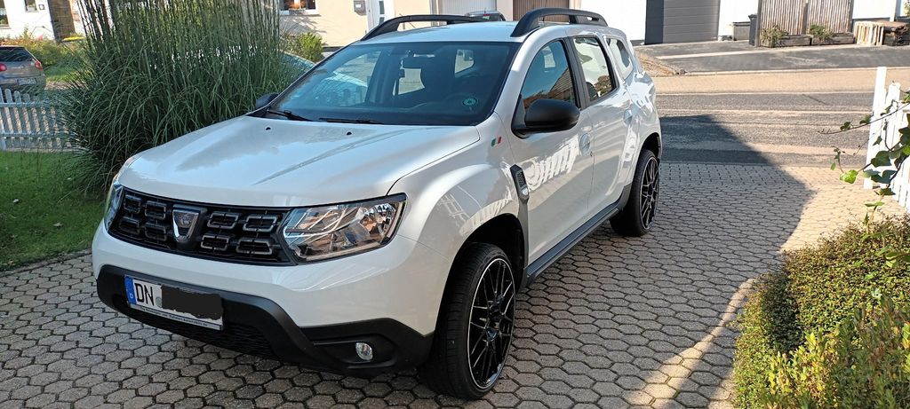 Dacia Duster 79.000 km 11.990 &euro; Kreuzau 52372