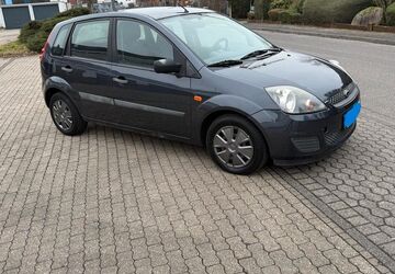 Ford Fiesta 167.542 km 1.700 &euro; Inden Pier 52459