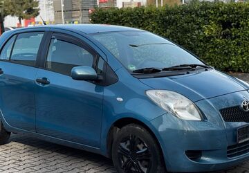 Toyota Yaris 130.842 km 2.990 &euro; Alsdorf 52477