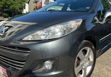 Peugeot 207 109.200 km 5.199 &euro; Düren 52353