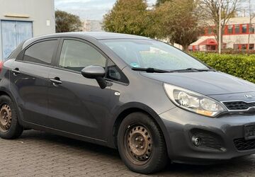 Kia Rio 202.166 km 3.500 &euro; Alsdorf 52477