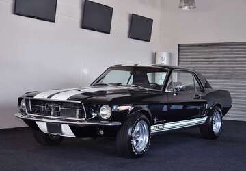 Ford Mustang 83.526 km 43.850 &euro; Eschweiler (bei Aachen) 52249