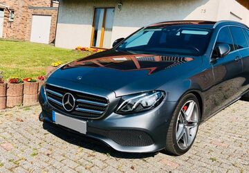Mercedes-Benz E 220 170.000 km 21.900 &euro; Aachen 52062