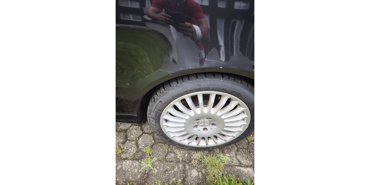 Mercedes-Benz CLK 320 399.000 km 2.800 &euro; Übach-Palenberg 52531