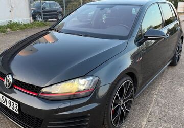 VW Golf 142.000 km 11.900 &euro; Aachen 52078