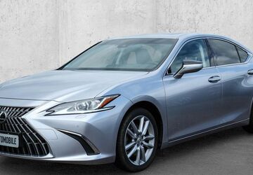 Lexus ES 300 25.998 km 39.890 &euro; Düren 52351