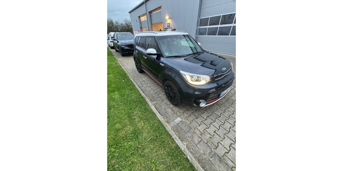Kia Soul 61.000 km 19.500 &euro; Würselen 52146