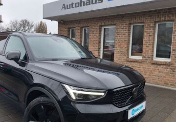 Volvo XC40 26.668 km 37.490 &euro; Übach-Palenberg 52531