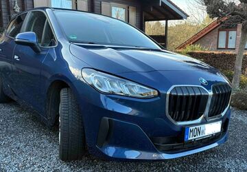 BMW 223 Active Tourer 22.000 km 34.375 &euro; Roetgen 52159