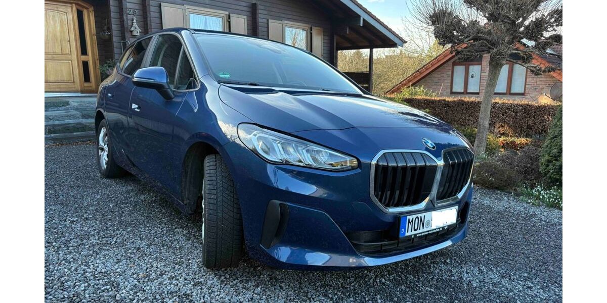 BMW 223 Active Tourer 22.000 km 34.375 &euro; Roetgen 52159