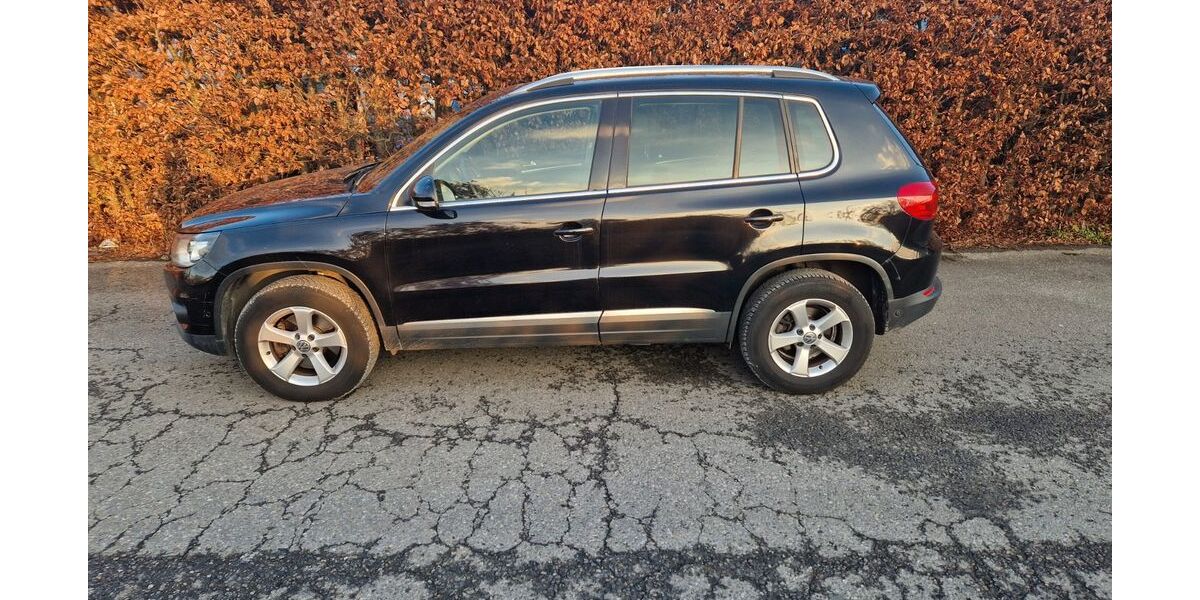 VW Tiguan 221.000 km 9.750 &euro; Aachen 52070