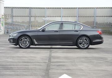BMW 750 69.450 km 34.100 &euro; Aachen 52068
