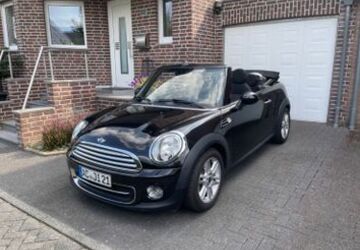 Mini Cooper Cabrio 80.000 km 12.500 &euro; Würselen 52146