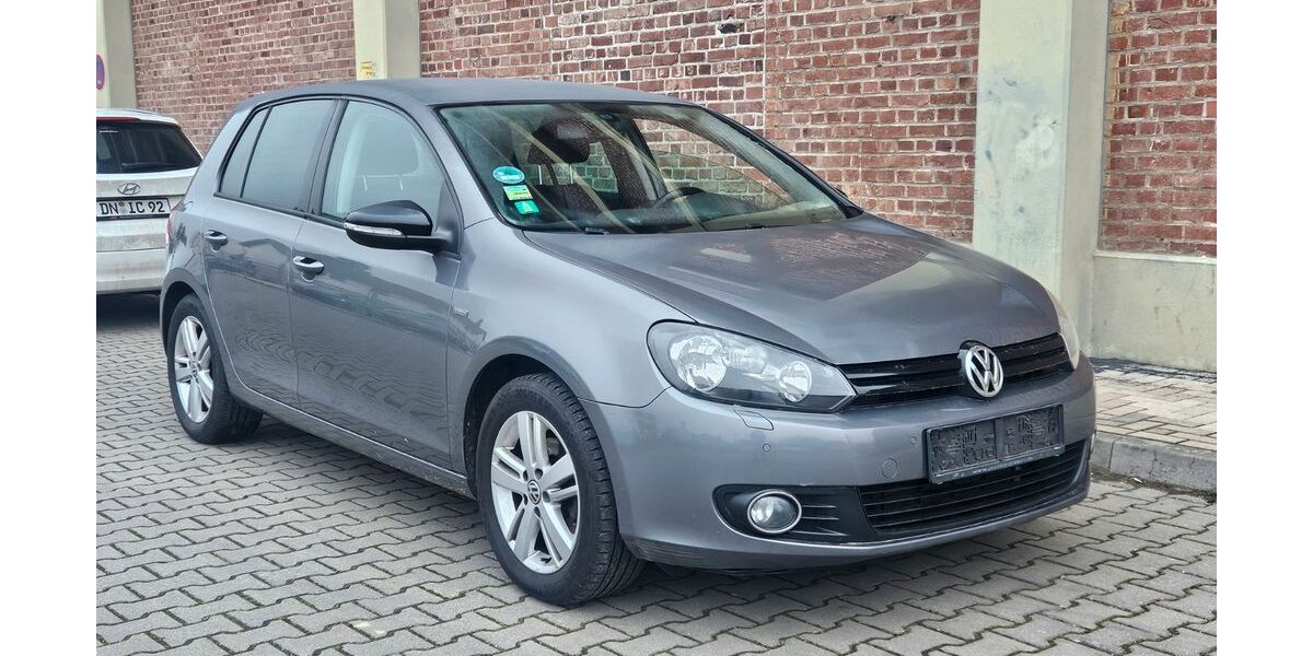 VW Golf 221.000 km 3.599 &euro; düren 52349
