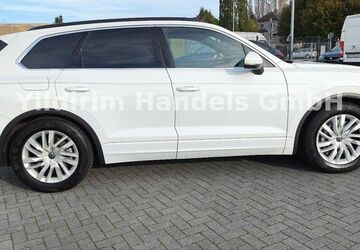 VW Touareg 18.500 km 62.900 &euro; Alsdorf (Nordrhein-Westfalen) 52477
