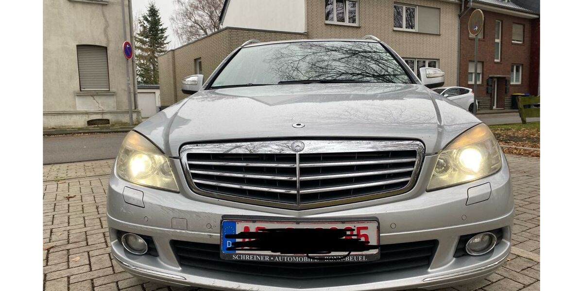 Mercedes-Benz 220 353.000 km 2.900 &euro; alsdorf 52477