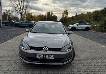 VW Golf 182.000 km 7.900 &euro; Würselen 52146