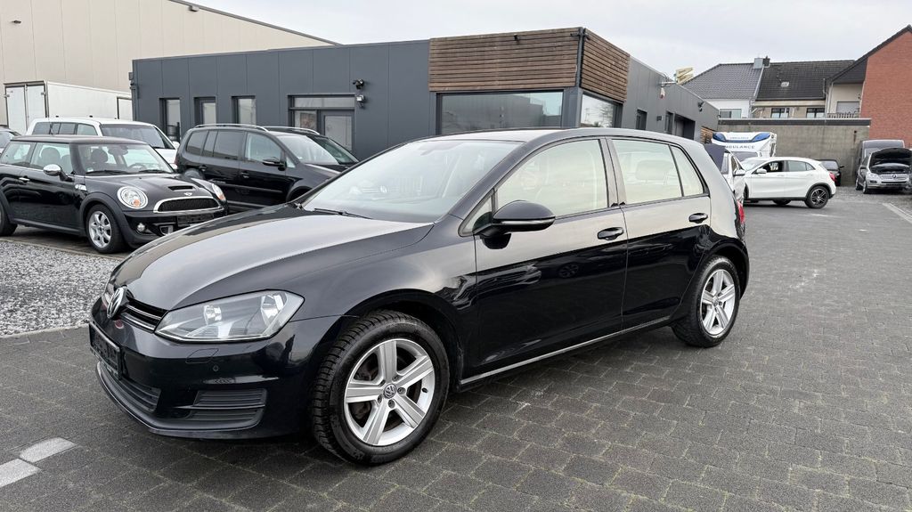 VW Golf 294.222 km 6.300 &euro; Übach Palenberg 52531