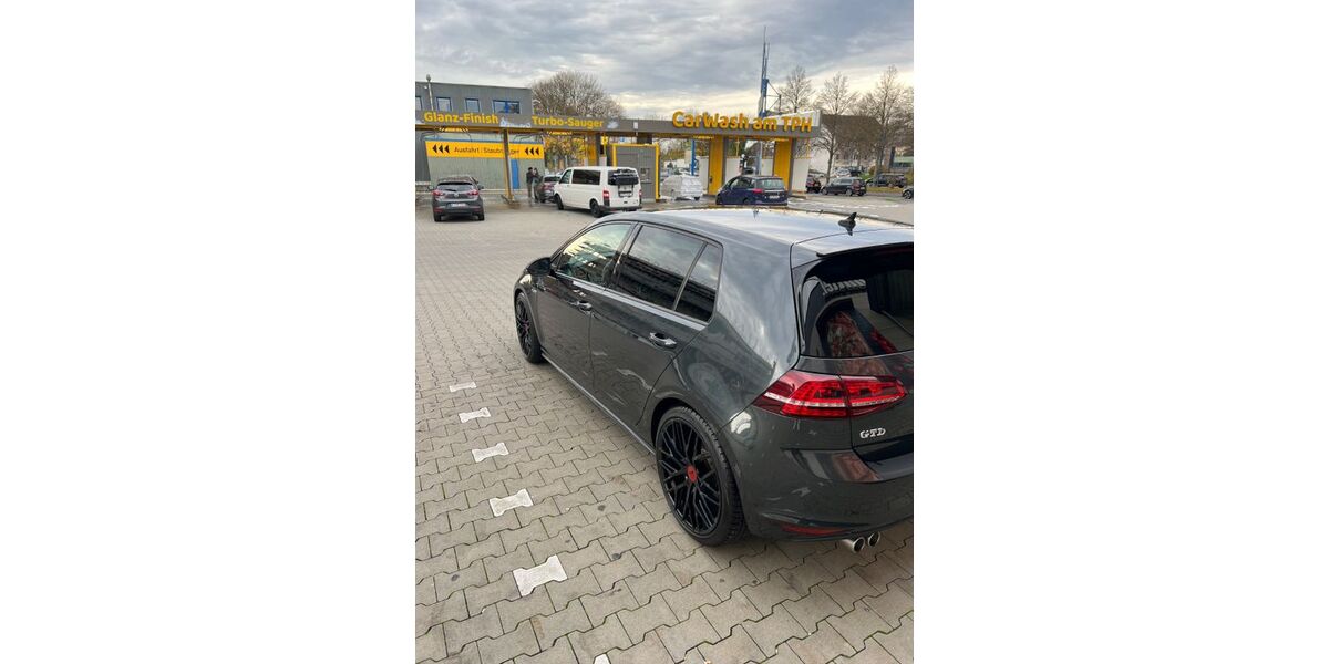 VW Golf 169.000 km 16.500 &euro; Würselen 52146