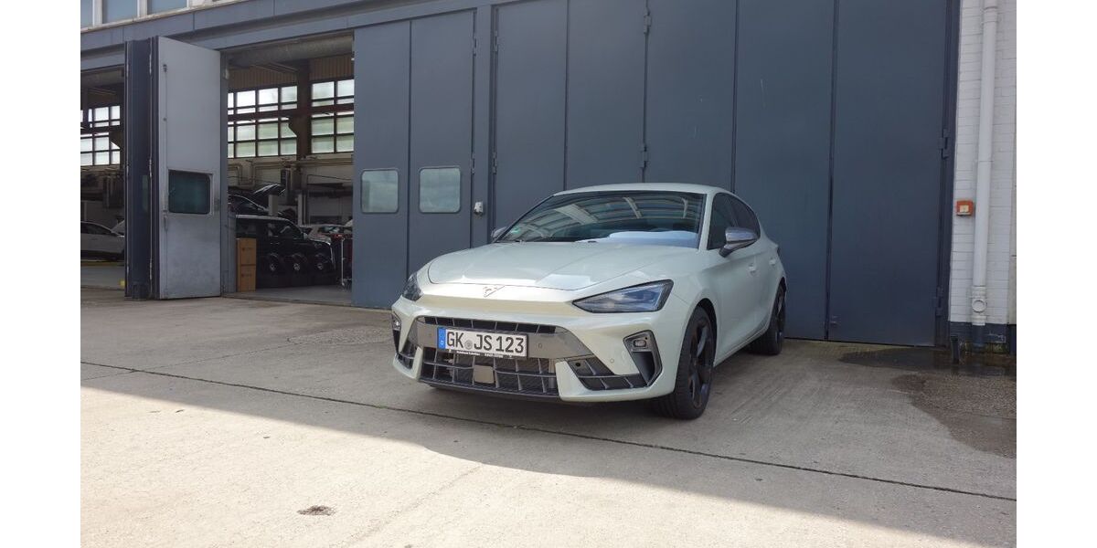 Cupra Leon 6.666 km 32.990 &euro; Geilenkirchen 52511