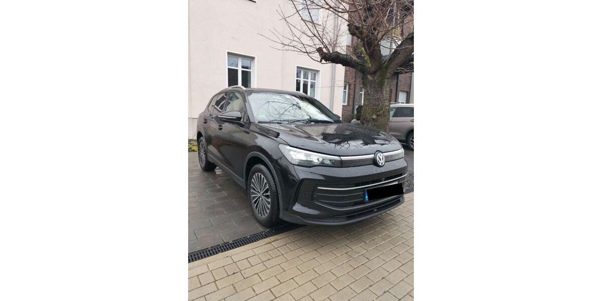 VW Tiguan 22.000 km 31.500 &euro; Aachen 52062