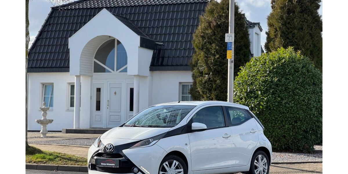 Toyota Aygo (X) 118.865 km 6.490 &euro; Jülich 52428