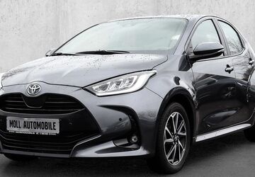 Toyota Yaris 12.600 km 19.380 &euro; Aachen 52078