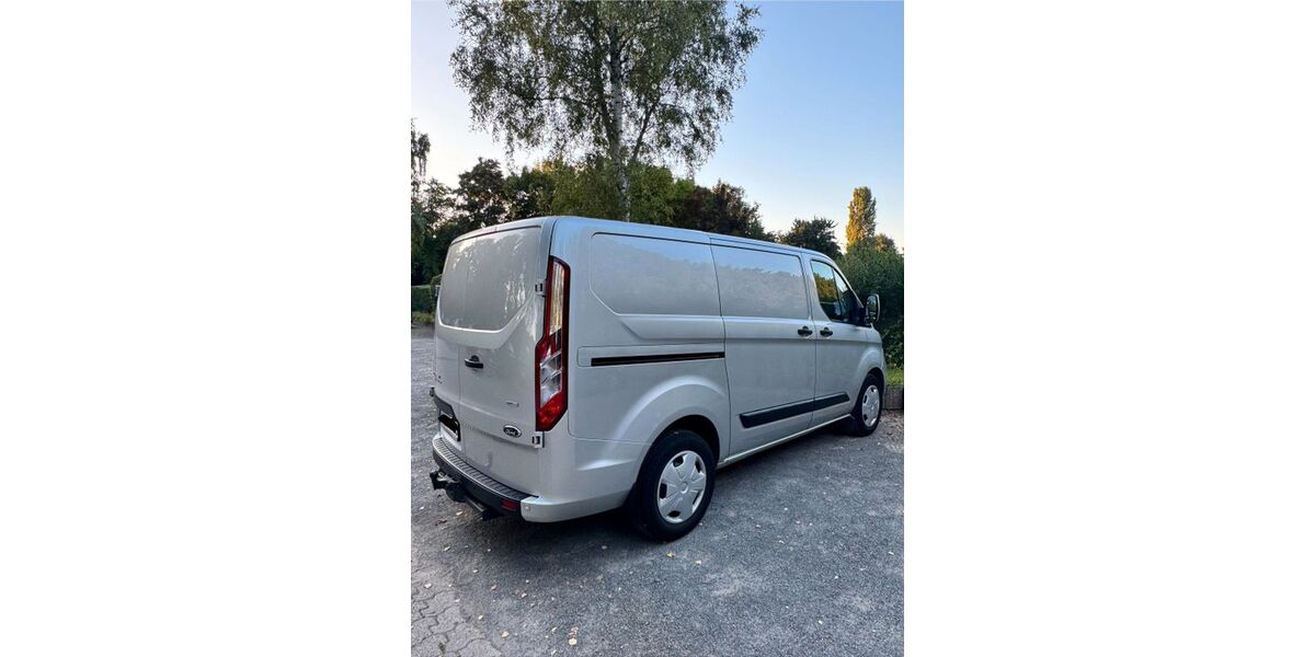 Ford Transit Custom 109.000 km 17.400 &euro; Jülich 52428