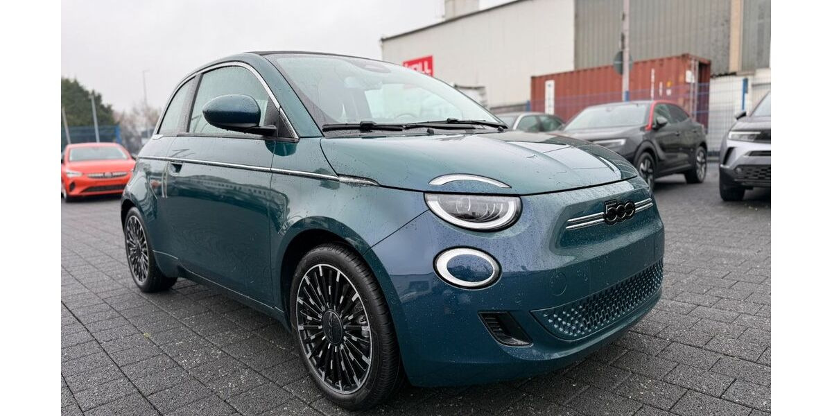 Fiat 500e 8.250 km 23.290 &euro; Alsdorf-Hoengen (bei Aachen) 52477