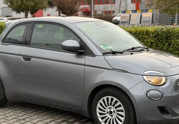 Fiat 500e 12.218 km 13.990 &euro; Alsdorf 52477