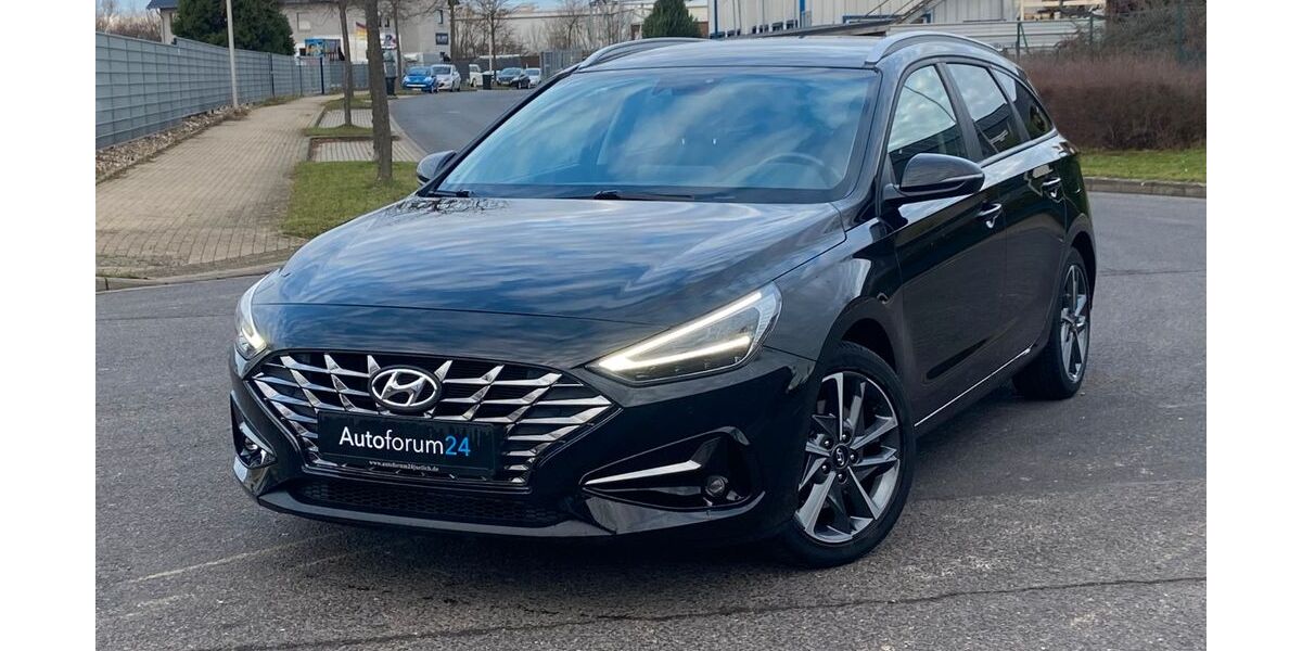Hyundai i30 46.000 km 17.999 &euro; Jülich 52428