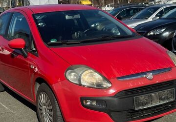 Fiat Punto Evo 136.000 km 2.200 &euro; Aachen 52070