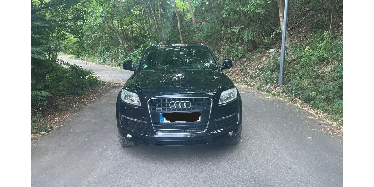 Audi Q7 305.000 km 7.000 &euro; Baesweiler 52499