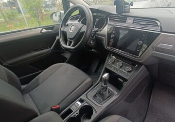 VW Touran 195.000 km 12.500 &euro; Düren 52351