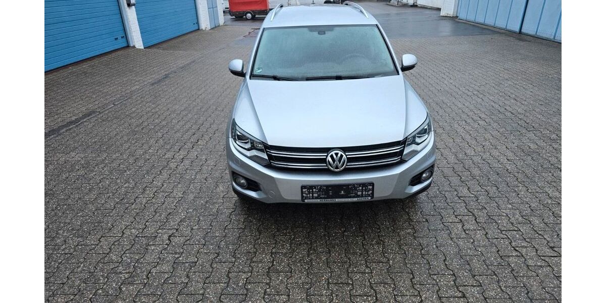 VW Tiguan 68.000 km 13.999 &euro; Aachen 52068