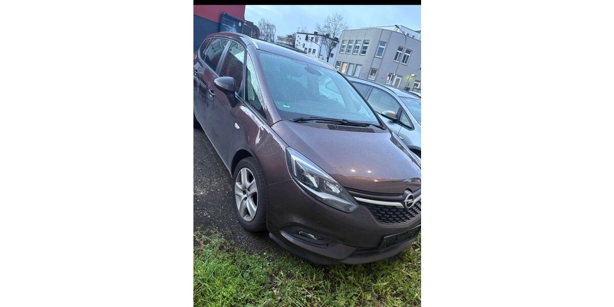 Opel Zafira Tourer 189.679 km 7.500 &euro; Düren 52353
