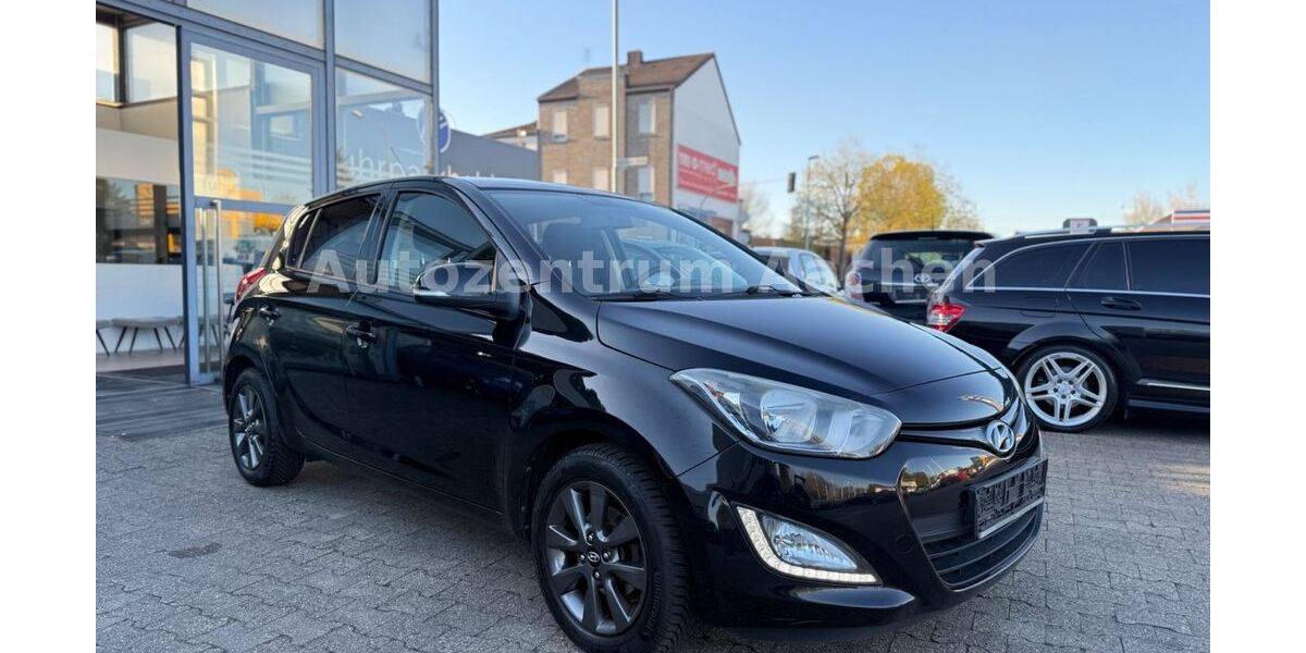 Hyundai i20 165.000 km 3.999 &euro; Eschweiler 52249