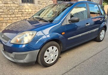 Ford Fiesta 103.380 km 3.000 &euro; Aachen 52072