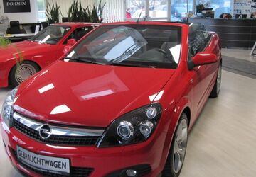 Opel Astra 99.900 km 8.699 &euro; Düren 52353