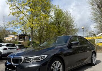 BMW 320 99.000 km 28.800 &euro; Geilenkirchen 52511