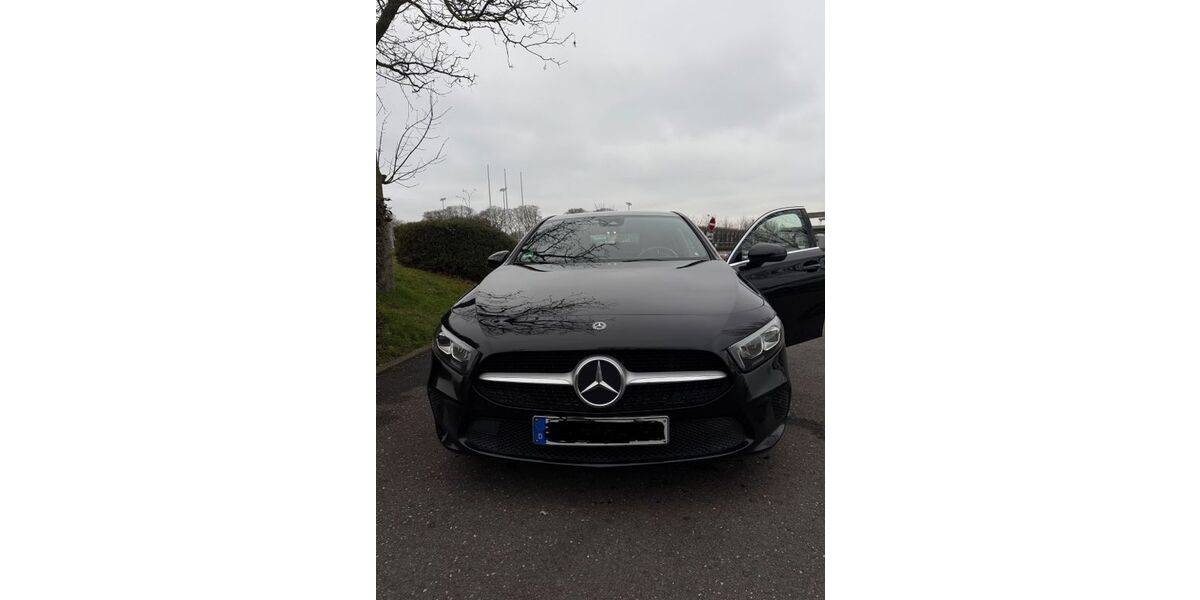 Mercedes-Benz A 180 143.358 km 19.000 &euro; Baesweiler 52499