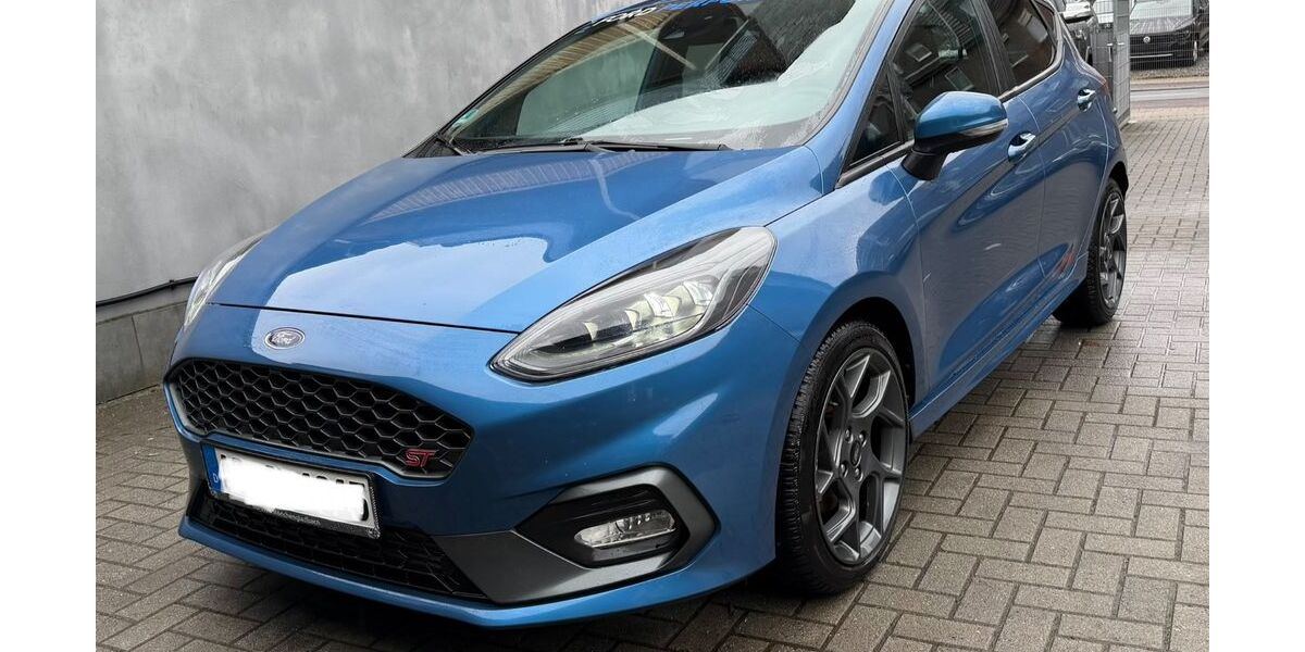 Ford Fiesta 23.000 km 17.900 &euro; Übach Palenberg 52531