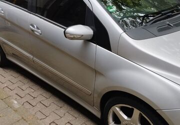 Mercedes-Benz B 200 189.750 km 4.990 &euro; Aachen 52068