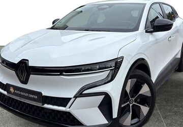Renault Megane E-TECH 24.561 km 24.490 &euro; Aachen 52068