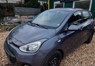 Hyundai i10 122.000 km 7.900 &euro; Düren 52349