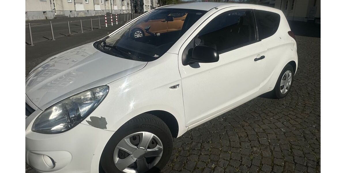 Hyundai i20 190.373 km 2.800 &euro; Eschweiler 52249