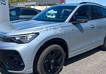 VW Tiguan 10.000 km 45.400 &euro; Geilenkirchen 52511